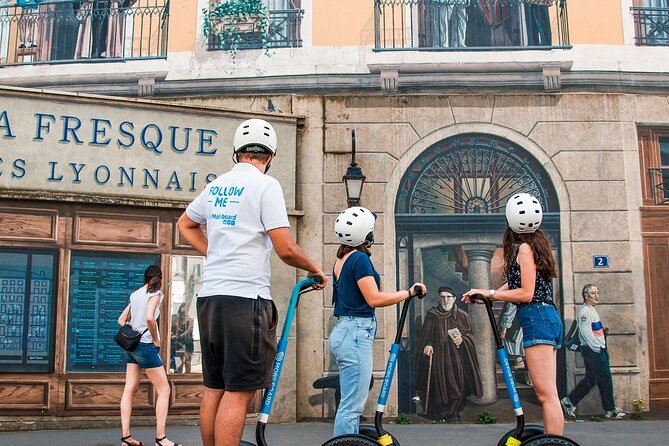 Segway - Ride along the rivers 1h30 - Stop 5 at Place des Terreaux: the Bartholdi fountain and the city’s center
