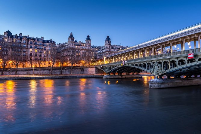 Seine River Cruise & French Crepe Tasting by the Eiffel Tower - Your Booking Checklist for a Smooth Cruise + Crepe
