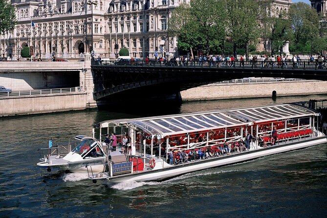 Seine River Cruise with Commentary 1 Hour - Who should book this Seine River cruise—and who should skip it