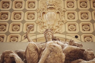 Seine River Walking Tour with Optional Musée d'Orsay and Cruise - Pont Neuf and the western tip of the island