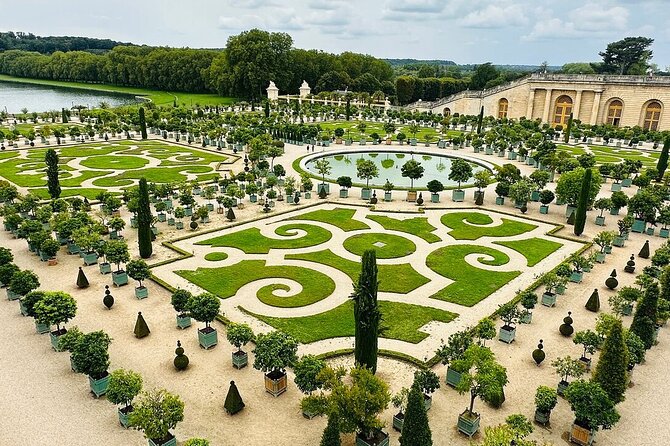 Self-Guided Tour to the Versailles with Timed Entry Ticket - Who should choose this self-guided visit?