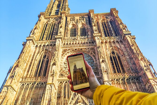 Selfguided and Interactive Tour of Strasbourg - Picking up your Hopla Guide bag near Pl. de la Cathédrale