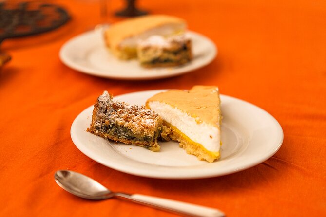 share a traditional meal with licauw - A Local Meal Rather Than a Restaurant Stop