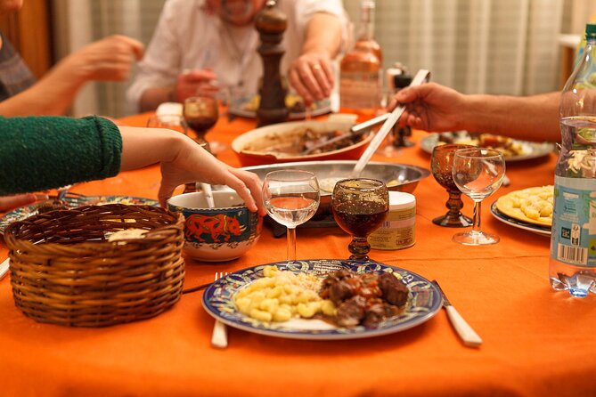 share a traditional meal with licauw - What the Outdoor Garden Adds