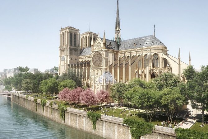 Side-car Paris Visit with a River Cruise - Key highlights