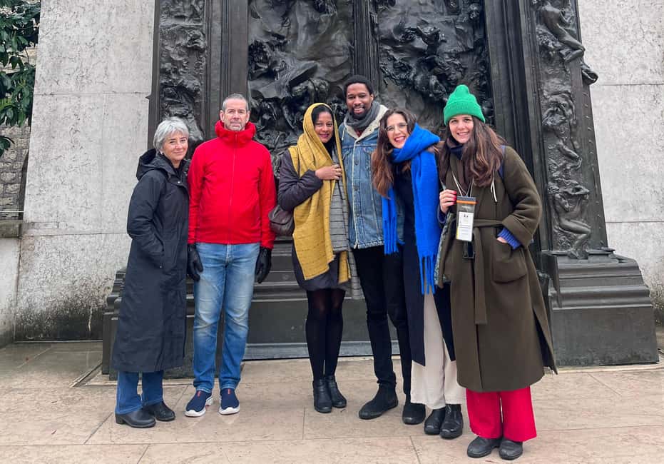 Skip-the-line Rodin Museum Tour with Artist - The Sculpture Garden and its open-air drama