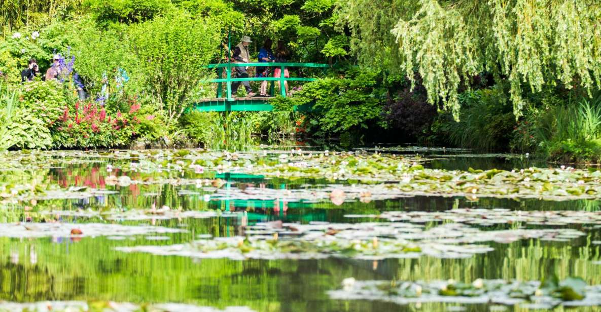 Small-Group Giverny and Van Gogh's Room in Auvers from Paris - Inside Monet’s colorful home: more than a house tour
