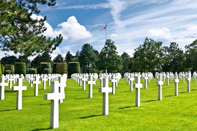 Small Group Guided D-Day Tour and Mémorial de Caen Museum - Pointe du Hoc: Cliffs, Bunkers, and a Very Specific Objective