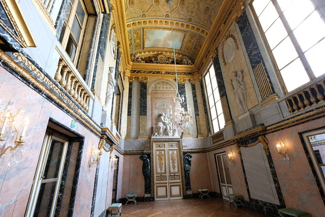 Small Group Paris to Versailles Day Trip with Garden Stroll - Hall of Mirrors and the Versailles story you won’t get solo
