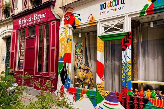 Small Group Walking Tour of Montmartre -10 people max - Should you book this Montmartre tour?