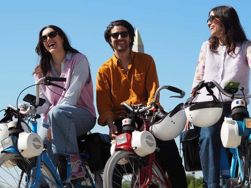 Solex Guided Tour of Chic Paris - Bourse de Commerce and Les Halles