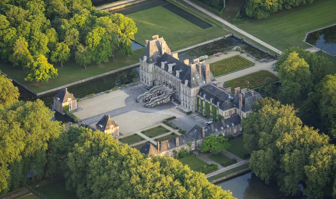 South of Paris: hot air balloon flight - Why this flight feels different from Paris sightseeing