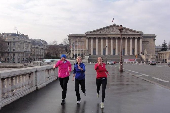 Sports, fun and educational discovery of Paris - Down to the Seine: running along the river for site spotting