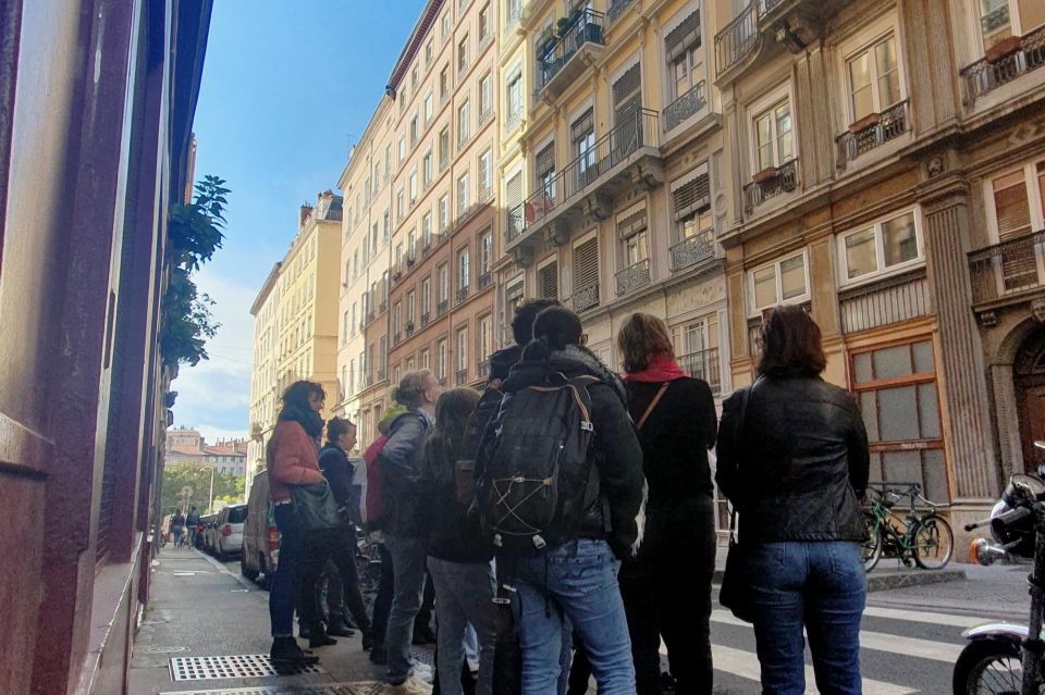 Storytelling tour of Croix-Rousse in French - Who should book this Croix-Rousse storytelling tour