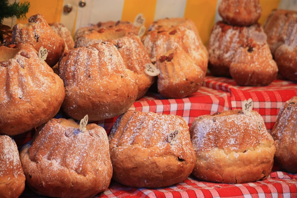 Strasbourg: 2-Hour Gourmet Walking Tour - Starting at 17 Pl. de la Cathédrale: the tour’s pace and framing