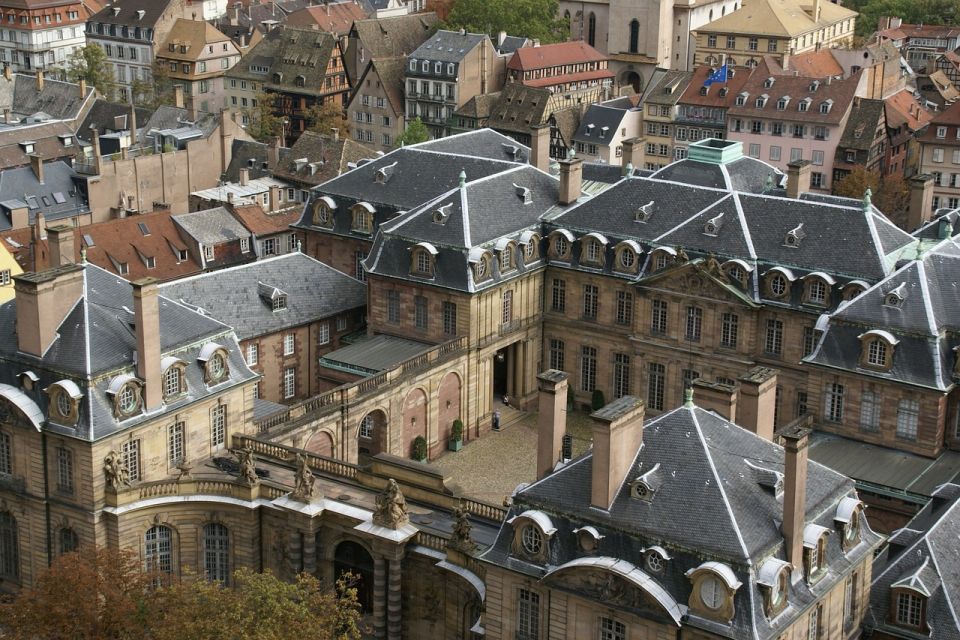 Strasbourg: Express Walk with a Local in 60 minutes - Pl. Saint-Étienne: The Square That Helps You Rethink Your Route
