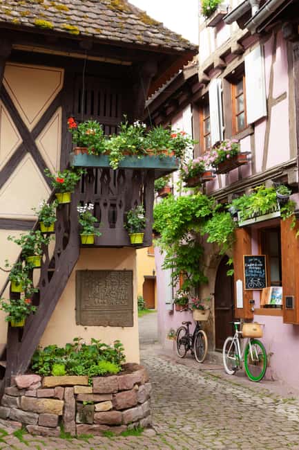 Strasbourg: Full-Day Small Group Tour to Colmar & Riquewihr - Alsace Christmas markets: best in season, and perfect for last-mile souvenirs