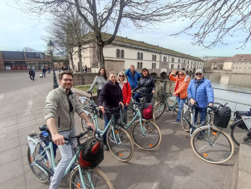 Strasbourg: Guided Bike Tour with a Local Guide - Languages and guides: what you’re really buying