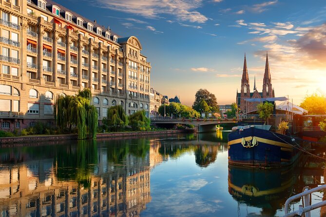 Strasbourg Scavenger Hunt and Highlights Self-Guided Audio Tour - Ponts Couverts to St‑Paul’s: the route and walking pace