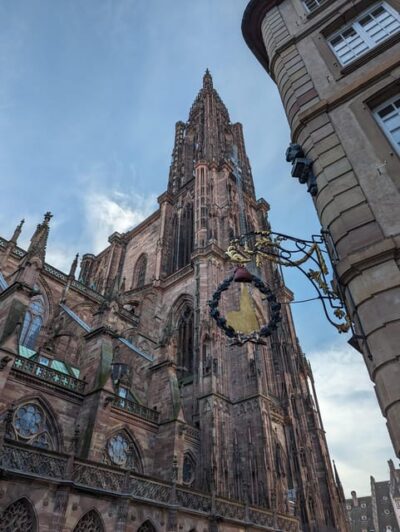 Strasbourg : the Cathedral district and its secrets - Reading the cathedral from the outside