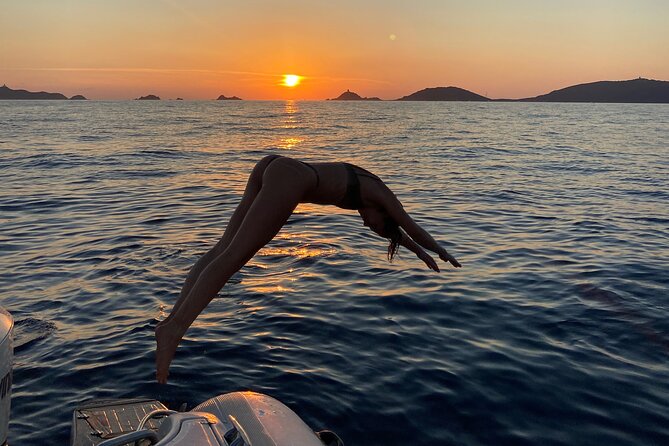 Sunset boat cruise with Aperitif at the Sanguinary Islands - Price and value: is $78.64 a fair deal?