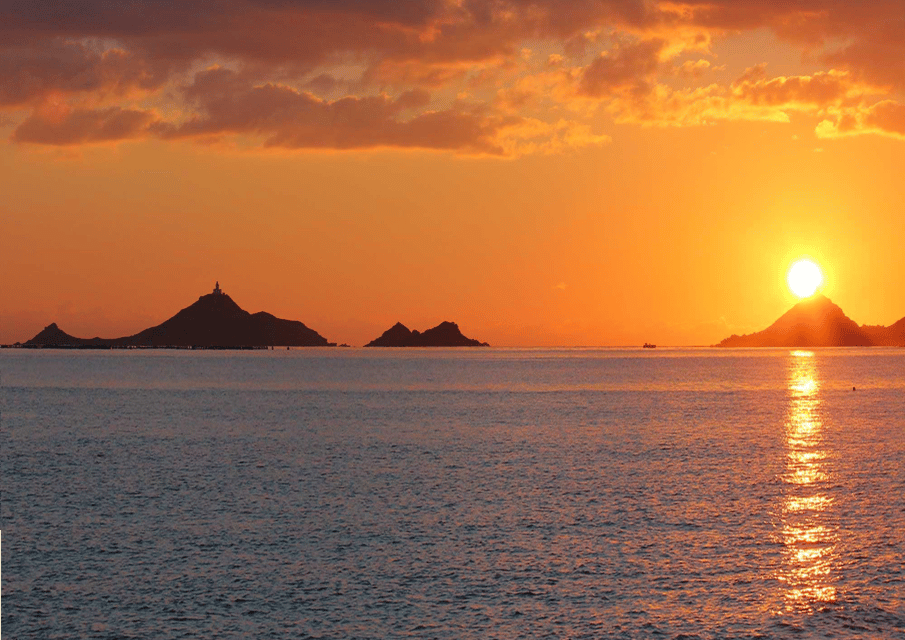 Sunset Catamaran Cruise & Corsican Songs - Why the Corsican music changes the boat ride