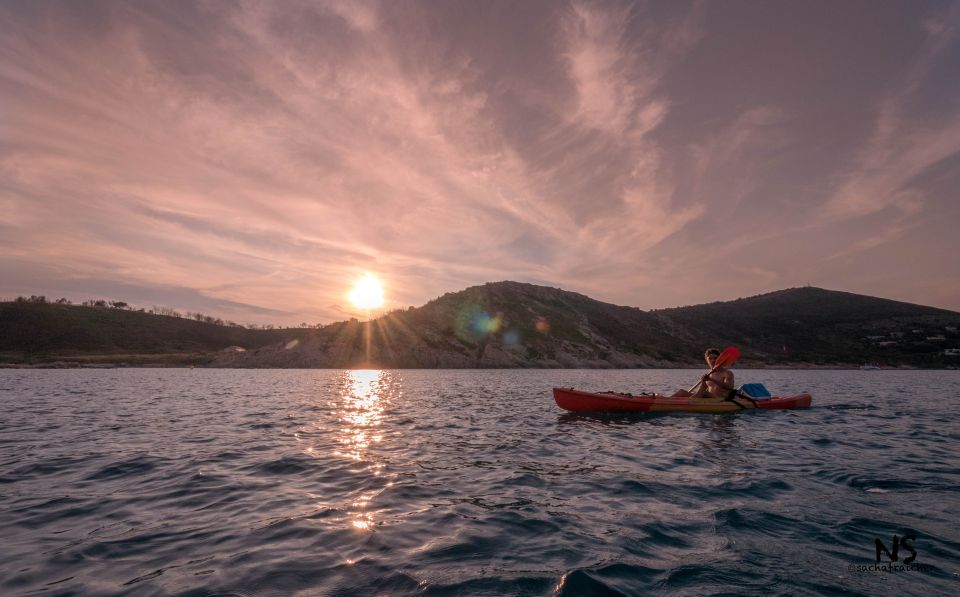 Sunset trip kayak tour in the gulf of Saint-Tropez - Sunset on Pampelonne Beach: Wine or Soft Drink Included
