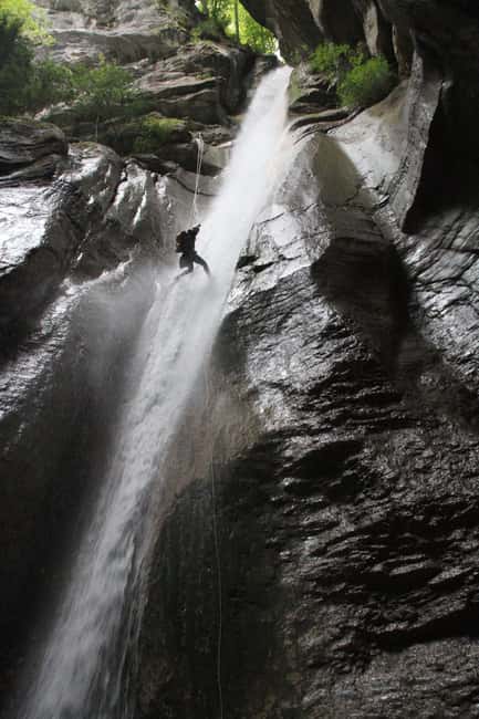 Talloires: Guided Canyoning Experience in Angon Canyon - Safety gear and real confidence from the guides