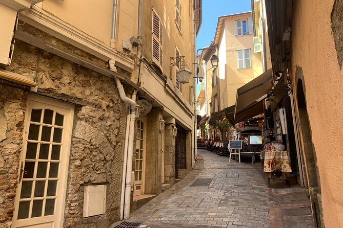 Taste Cannes – A Full French Riviera Food Tour by Do Eat Better - Boulevard de la Croisette and Palais des Festivals: Lunch With a Local Decision