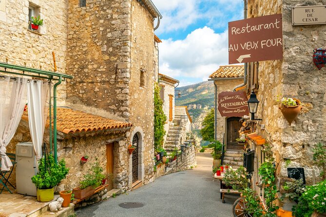 Taste of Provence, Countryside Villages - Half Day Private Tour - Grasse, 45 minutes in the perfume capital