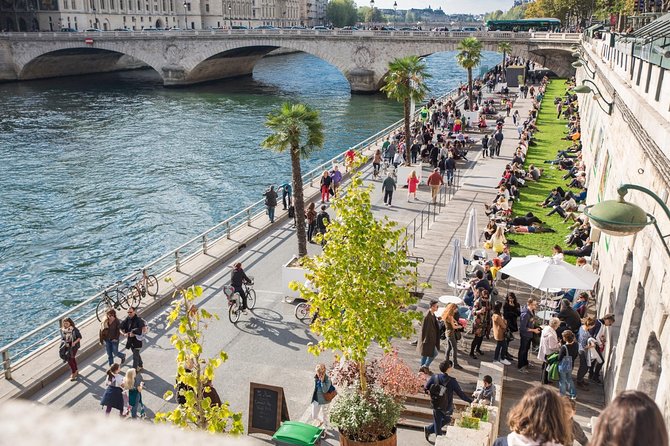 The Beauty of Paris by Bike: Private Tour - Notre-Dame and Île de la Cité