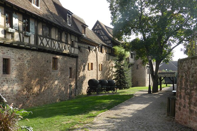 The Emblematic: visit of villages, Haut-Koenigsbourg, Wine tasting - Stop 3: Ribeauville village walk (about 1 hour 10 minutes)