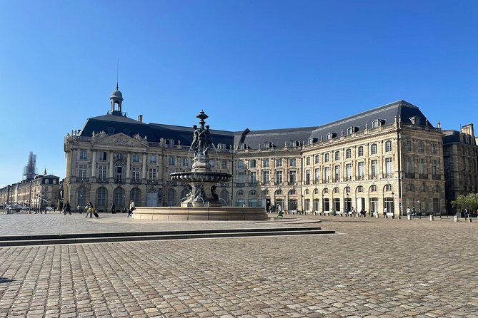 The essential in Bordeaux, private tour with a local - Starting at Place de la Bourse: the fastest route to Bordeaux’s vibe