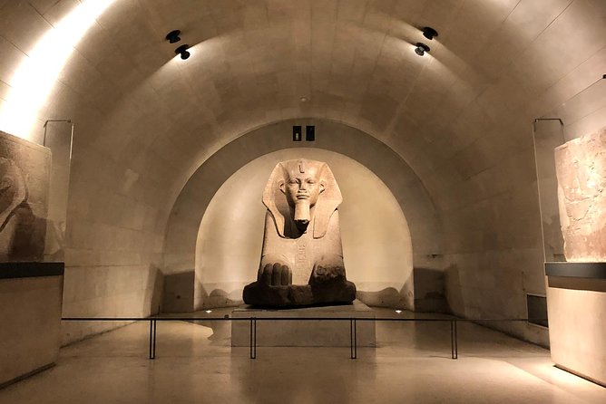 The Essential Louvre Masterpieces Tour - Limited to Six Guests - Be realistic about crowd pressure and what to do with it