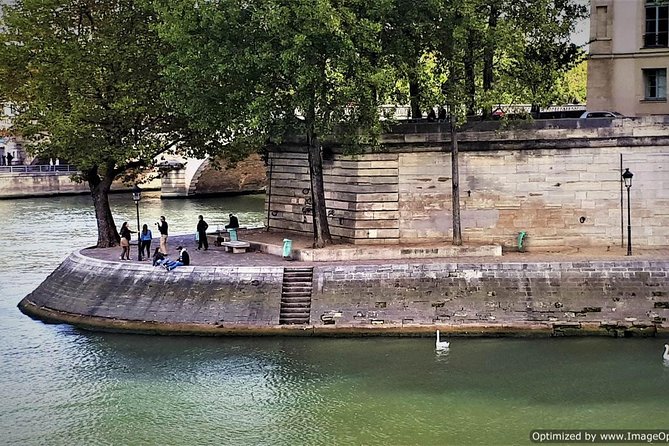 The Medieval Heart of Paris - History Walk (Small Group Tour) - How much walking and planning to expect