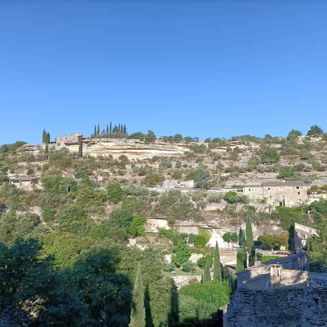 The most beautiful villages of Luberon - Fontaine de Vaucluse and the blue-green spring