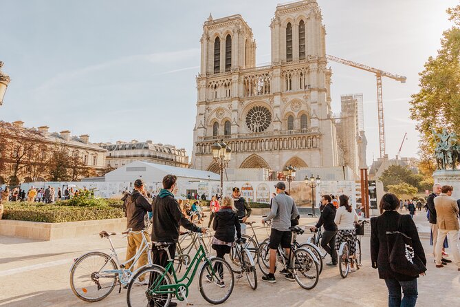 The Paris Monuments Tour - A 3.5-hour monuments run that actually helps you orient
