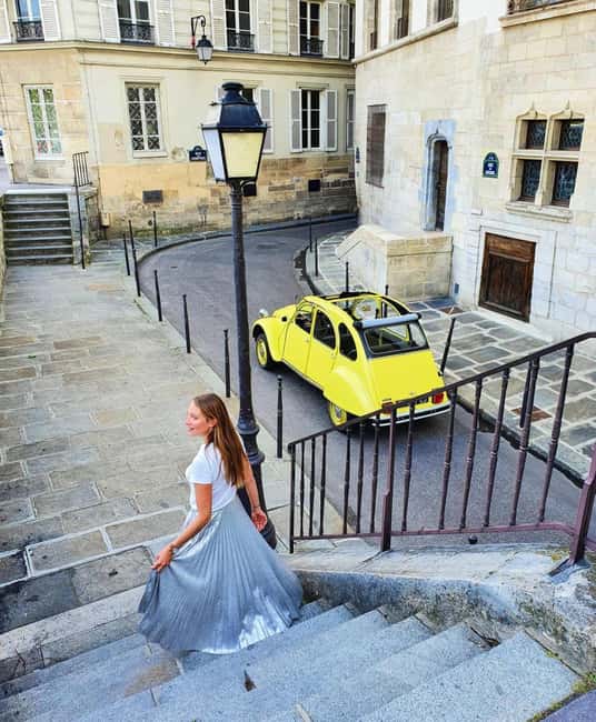 The Paris "Rive Gauche" tour in a vintage Citroën 2CV - Why the vintage 2CV changes the Paris sightseeing experience