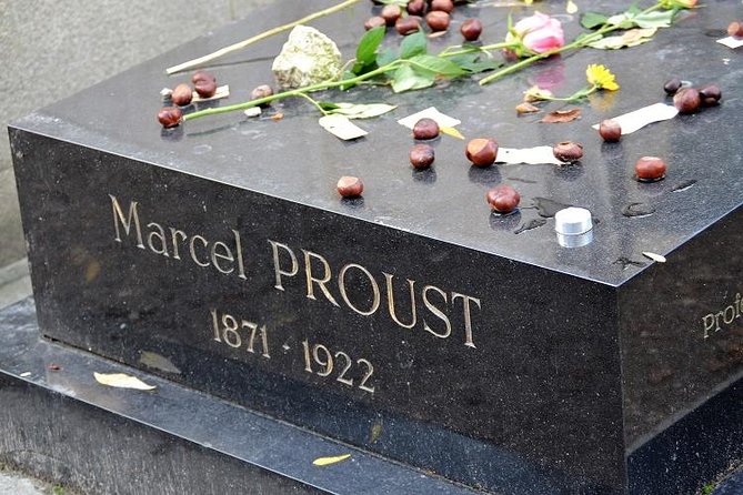 The Pere Lachaise Cemetery Private Tour - Why a private guide matters in Père-Lachaise’s 44-hectare maze