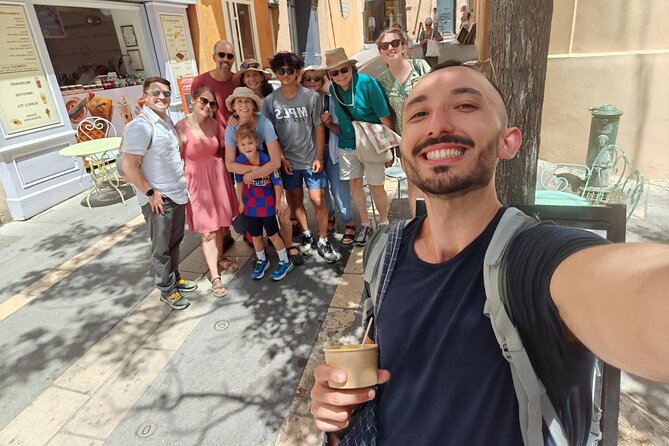The Provençal Food Tour in Aix-en-Provence - Town Hall Square: pacing your walk through old Aix