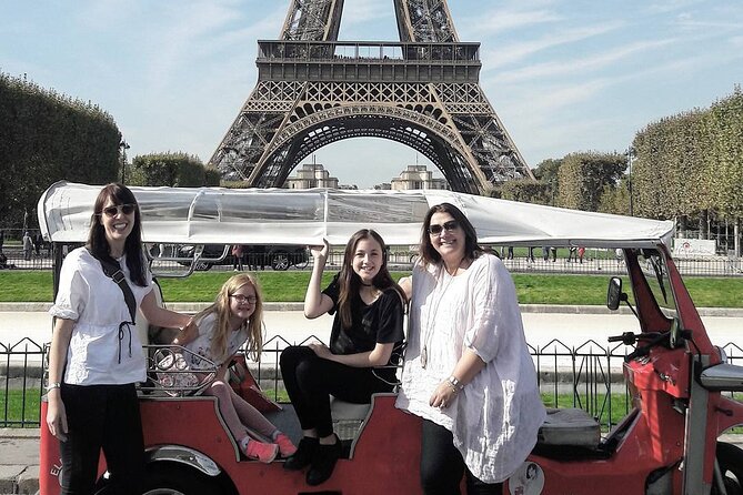 The Super Fun Family Tour - Eiffel Tower photos and the first taste of Paris