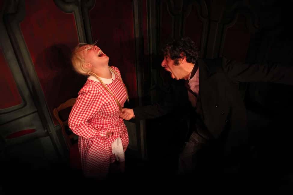 Theatre in Paris: The Lesson (La leçon) - Why The Lesson works so well for a Paris evening