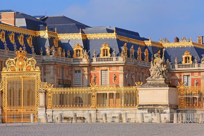 Ticket for the Château and Gardens of Versailles - Entering the Palace of Versailles