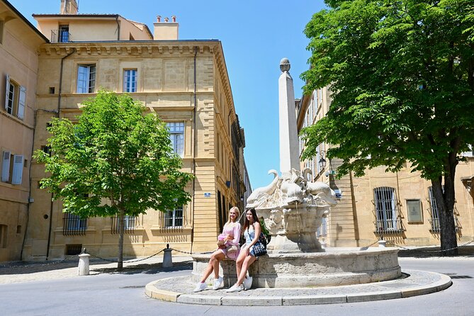 Time flies in this complete tour of Aix-en-Provence - Key highlights you’ll feel on this Aix walk