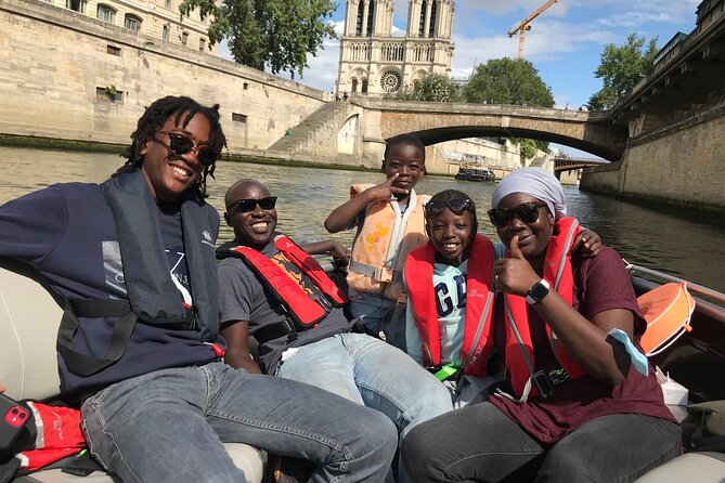 Top Private Cruises in Paris with French Champagne and surprises - French champagne, surprises, and why the vibe is the real upgrade