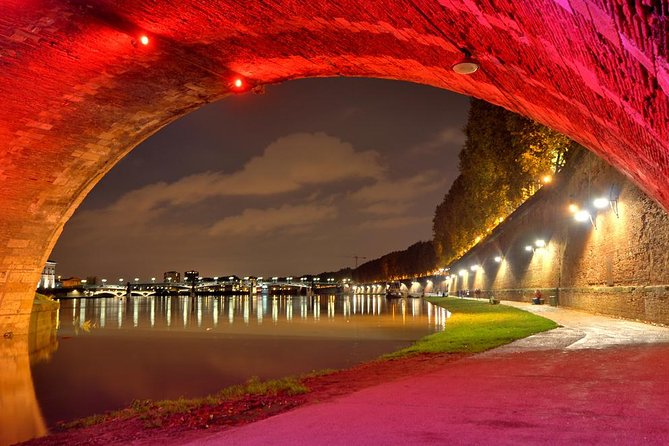 Toulouse: Private Walking Tour with a Local - Where you meet in central Toulouse: Saint-Sernin or Wilson