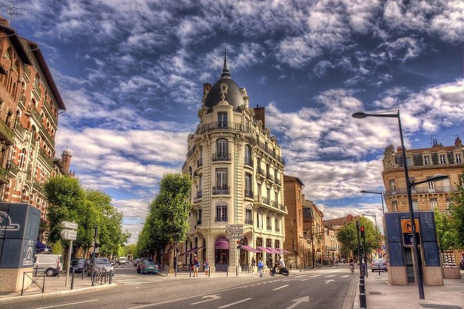 Toulouse Private Walking Tour With A Professional Guide - A smart first look at Toulouse