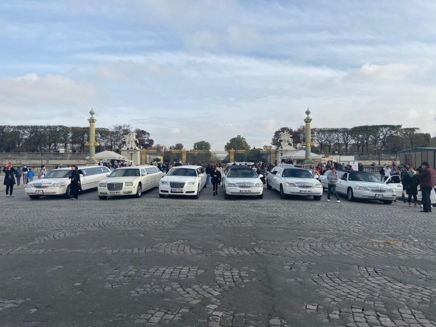 Tour of Paris by limousine by day or night. - Inside the limo: what luxury means in practical terms