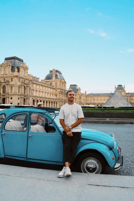 Tour of Paris in Citroën 2CV - The Eiffel Tower and Les Invalides