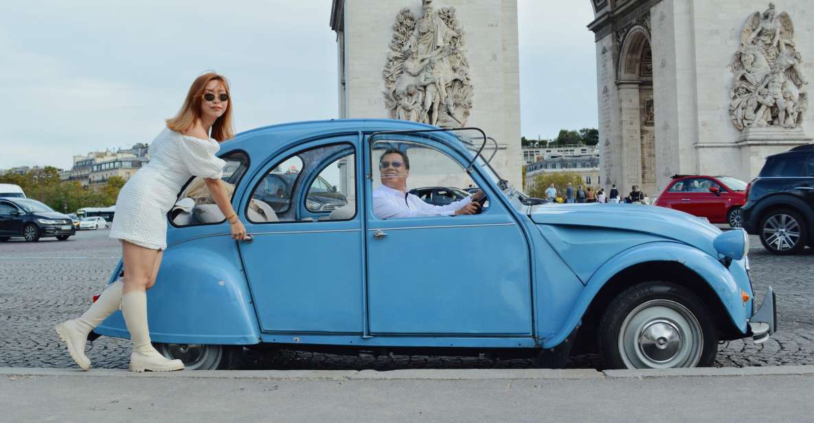 Tour of Paris in Citroën 2CV - Starting at Saint-Germain-des-Prés